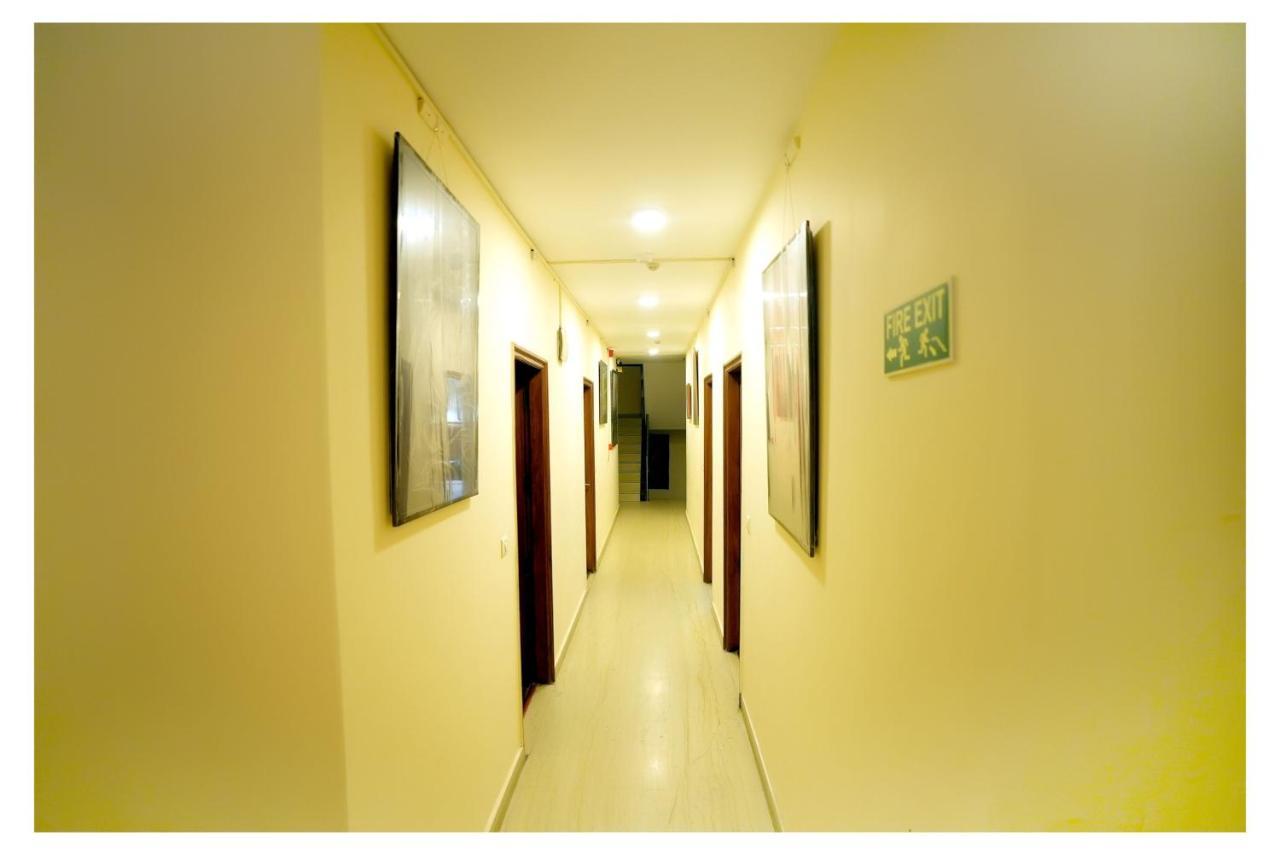 Hotel Oscar New Delhi Exterior foto