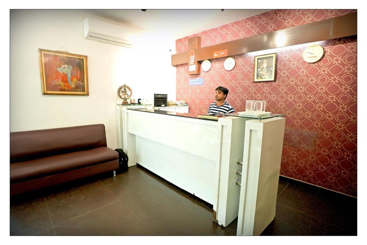 Hotel Oscar New Delhi Exterior foto
