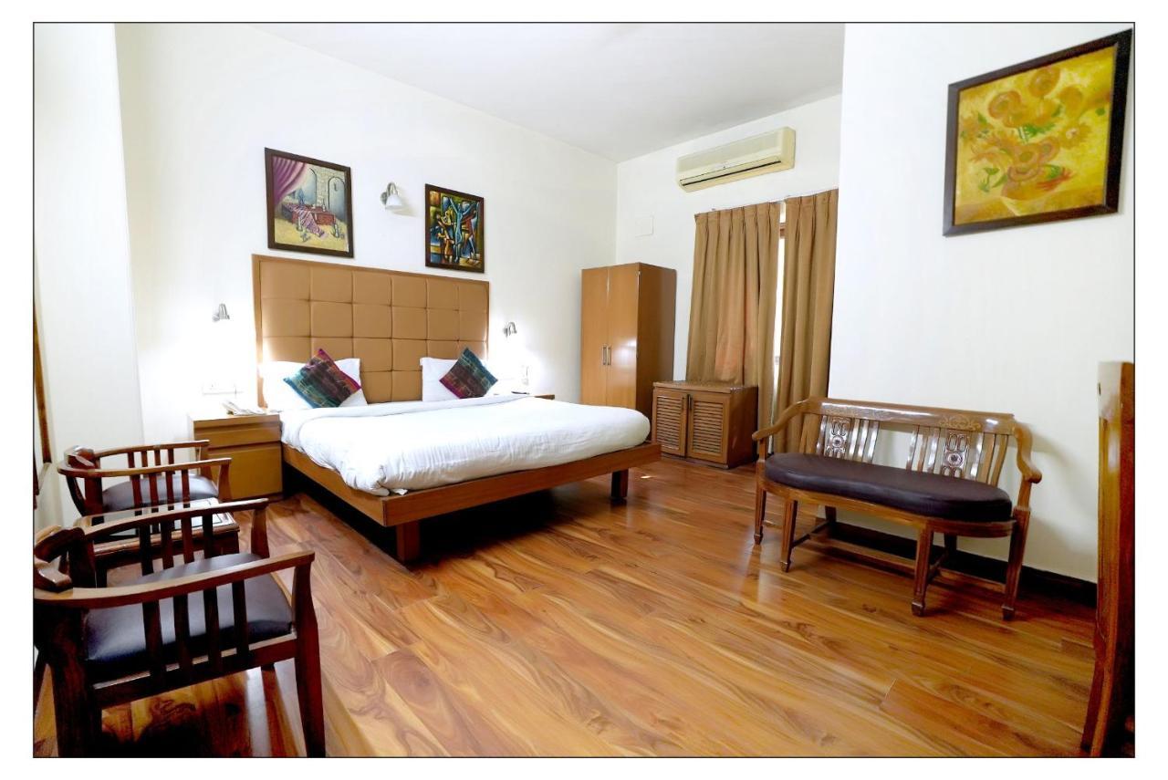 Hotel Oscar New Delhi Exterior foto