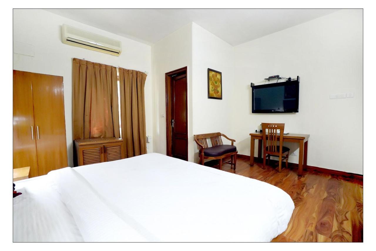 Hotel Oscar New Delhi Exterior foto