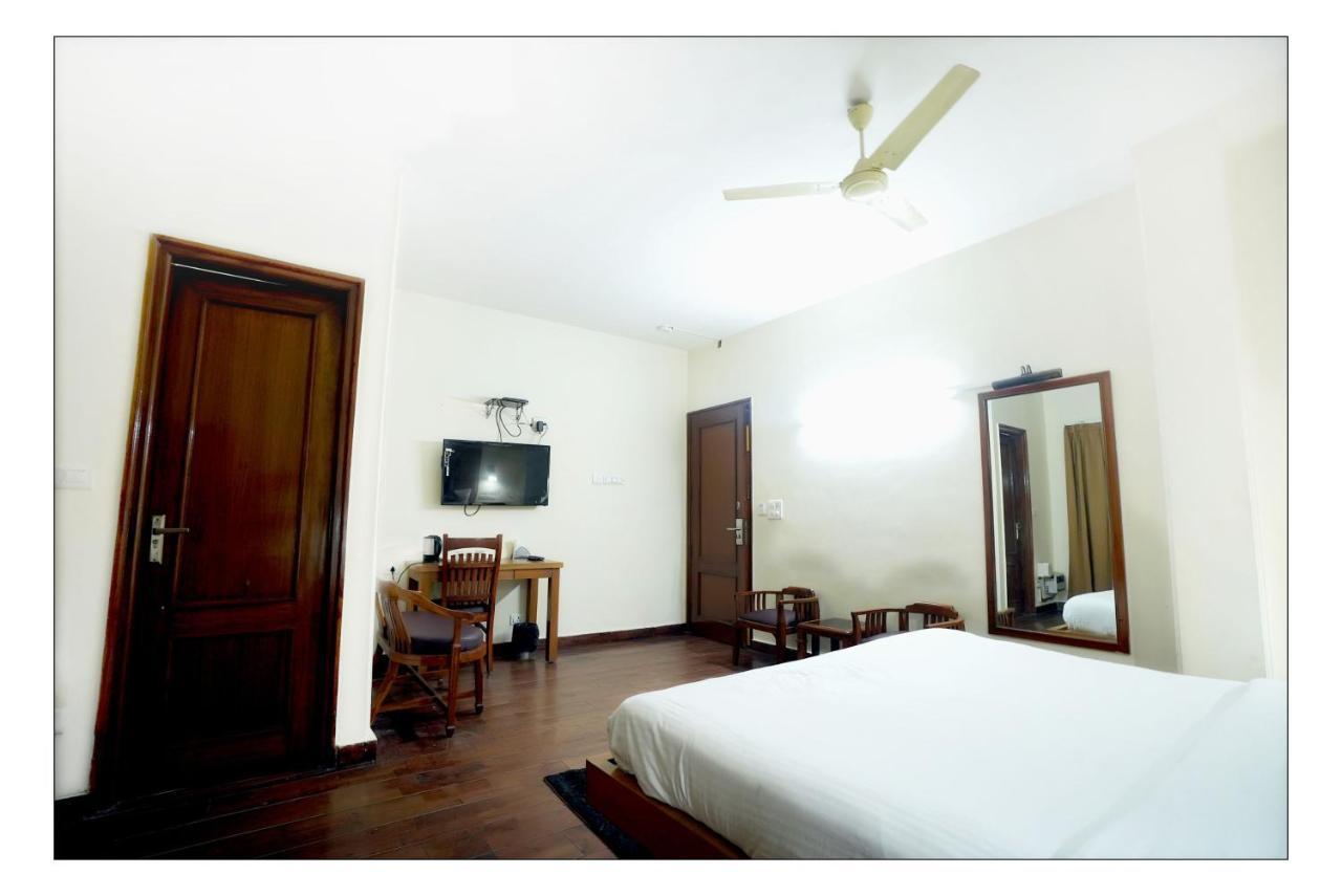 Hotel Oscar New Delhi Exterior foto