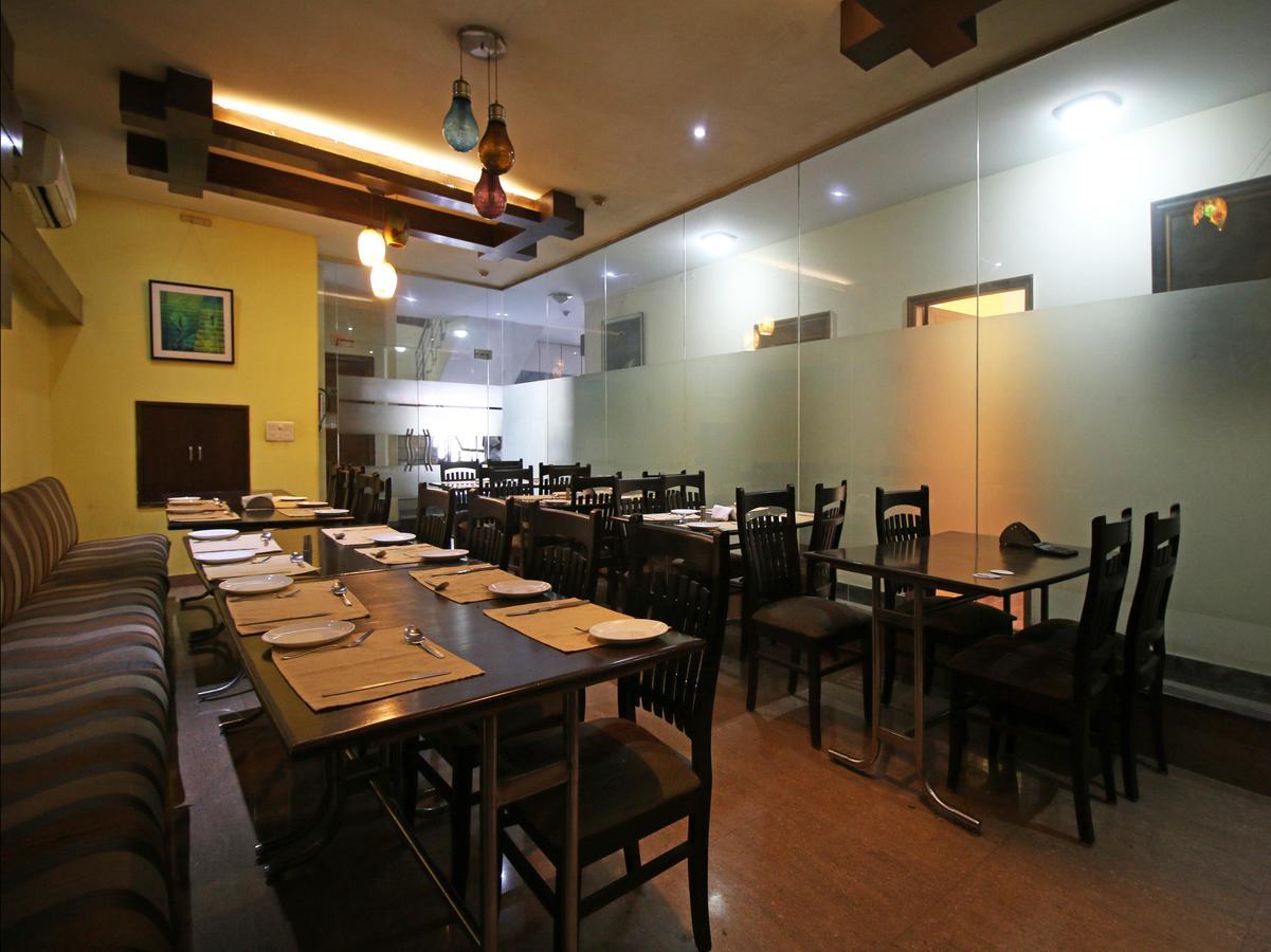 Hotel Oscar New Delhi Exterior foto